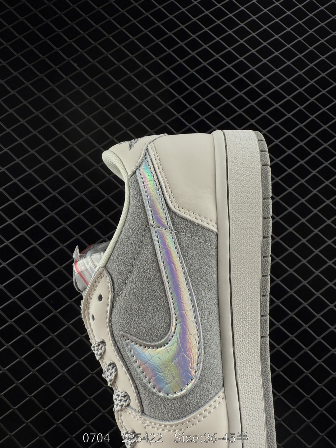 Travis Scott x Air Jordan 1 ” Reverse Mocha “